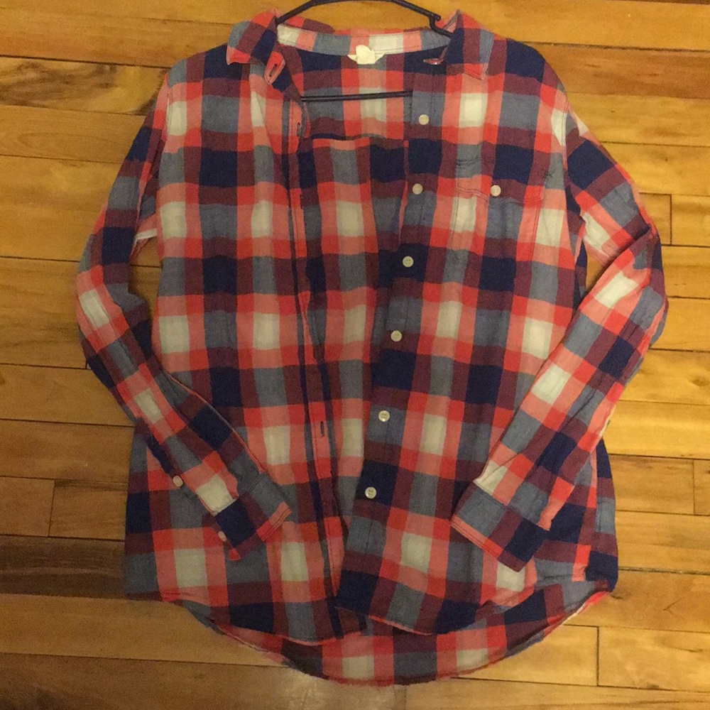 Long sleeve plaid shirt